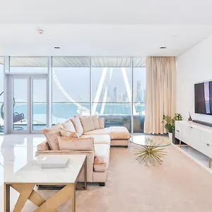  شقة Luxury 2 Bedroom Beachfront W Stunning Sea View